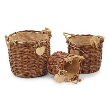 Cachepot in vimini grezzo con cuore in legno