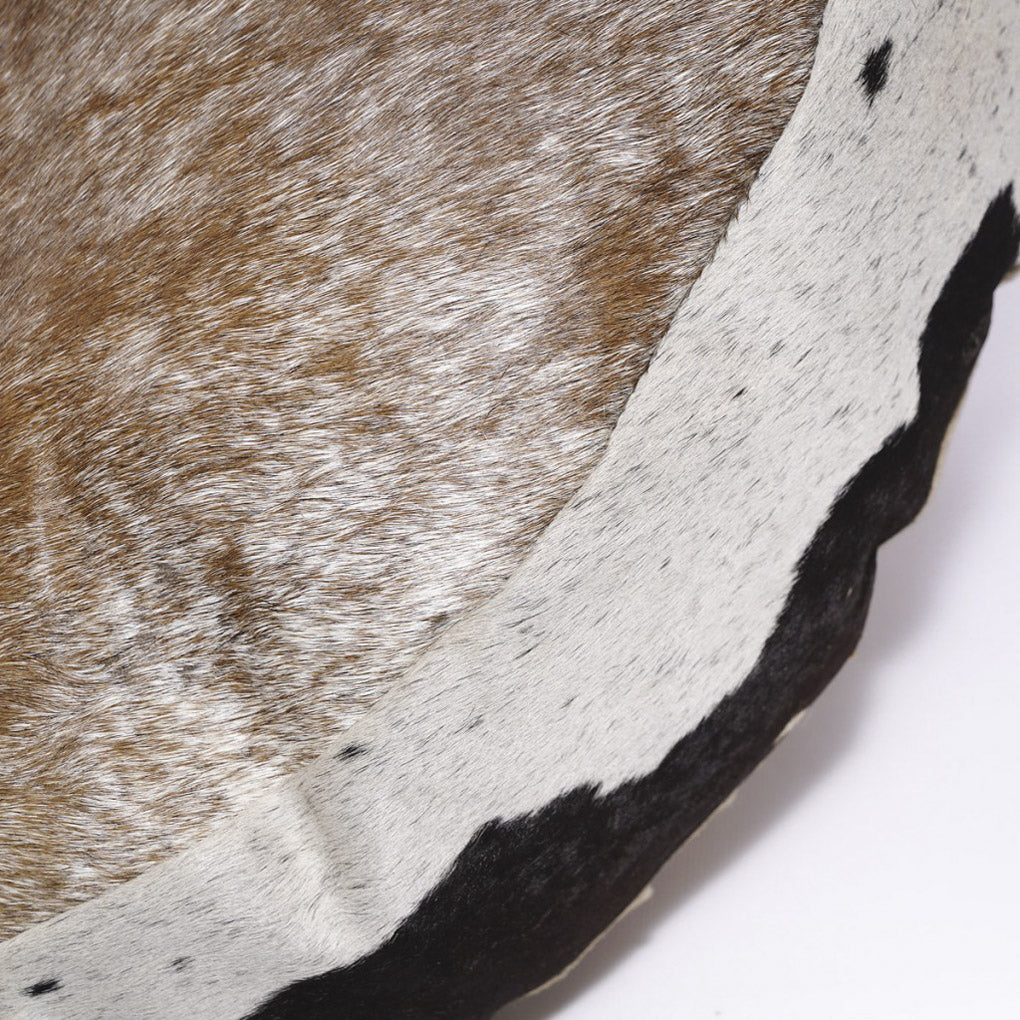 Cuscino rotondo in pelle di mucca, Ø60H10 cm