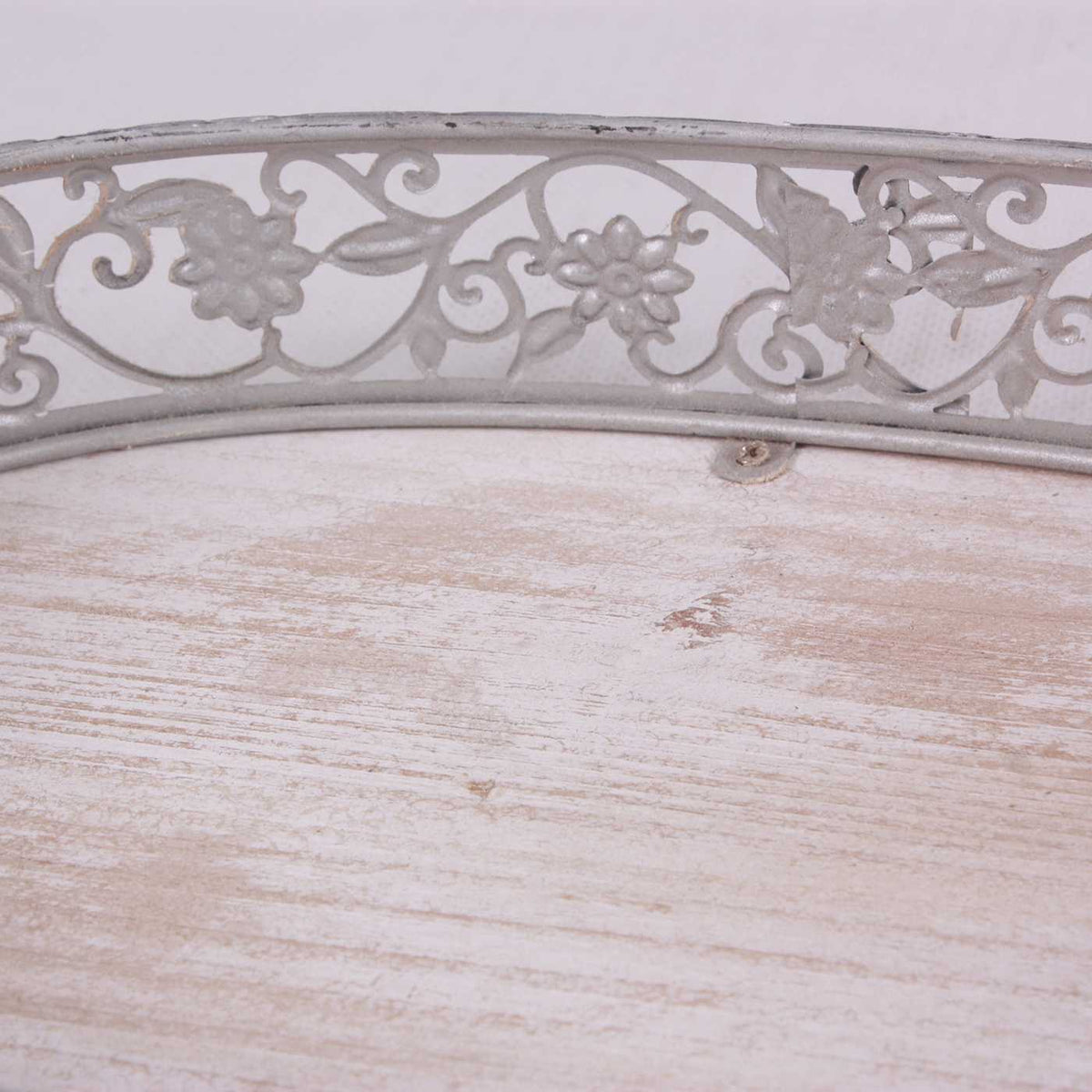 Vassoi in metallo e abete sbiancato, set di 3, 48x32x9 cm