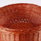 Espositore in vimini rosso con cesto Rulu, Ø60H90 cm