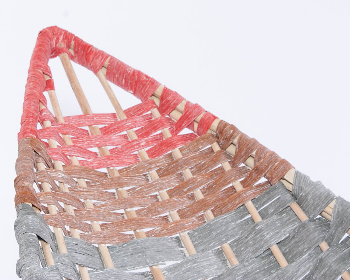 Cesto in vimini a forma di foglia, 90x39H16 cm