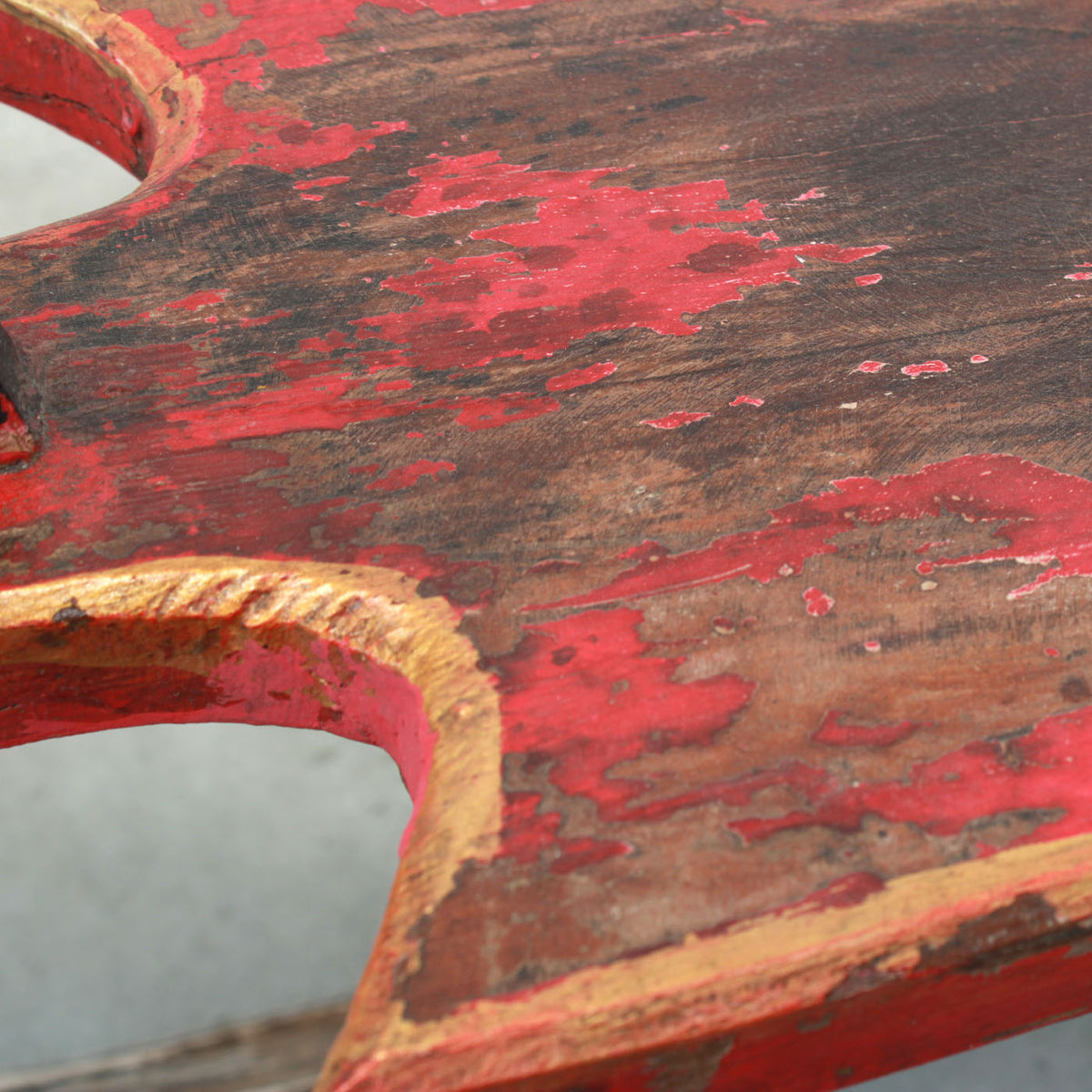 Cavallo a dondolo decorativo in metallo e teak, 80x29H58 cm