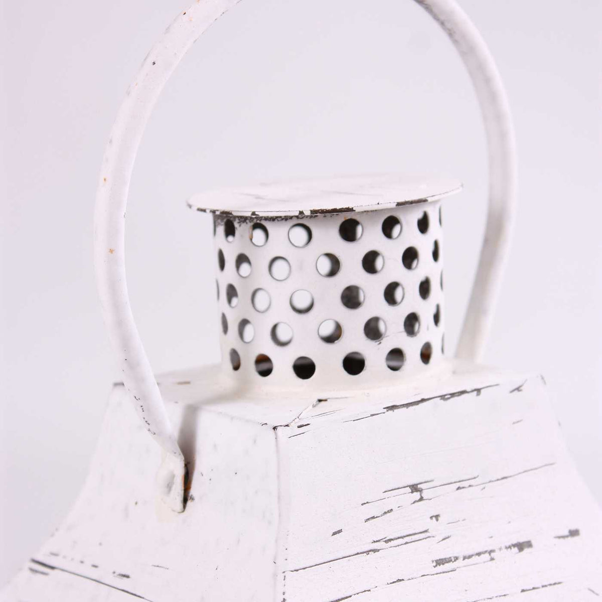 Lanterna bianca in abete e metallo, 16x16H31 cm