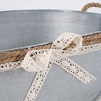 Vaschetta in latta sbiancata con manici in corda, 46x33x15 cm (kit da 3)