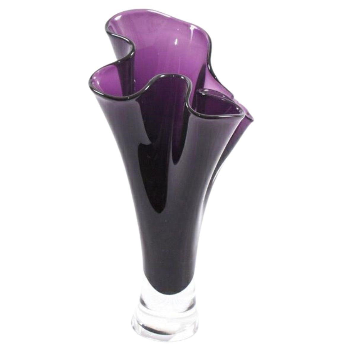 Vaso viola in vetro, H15 cm