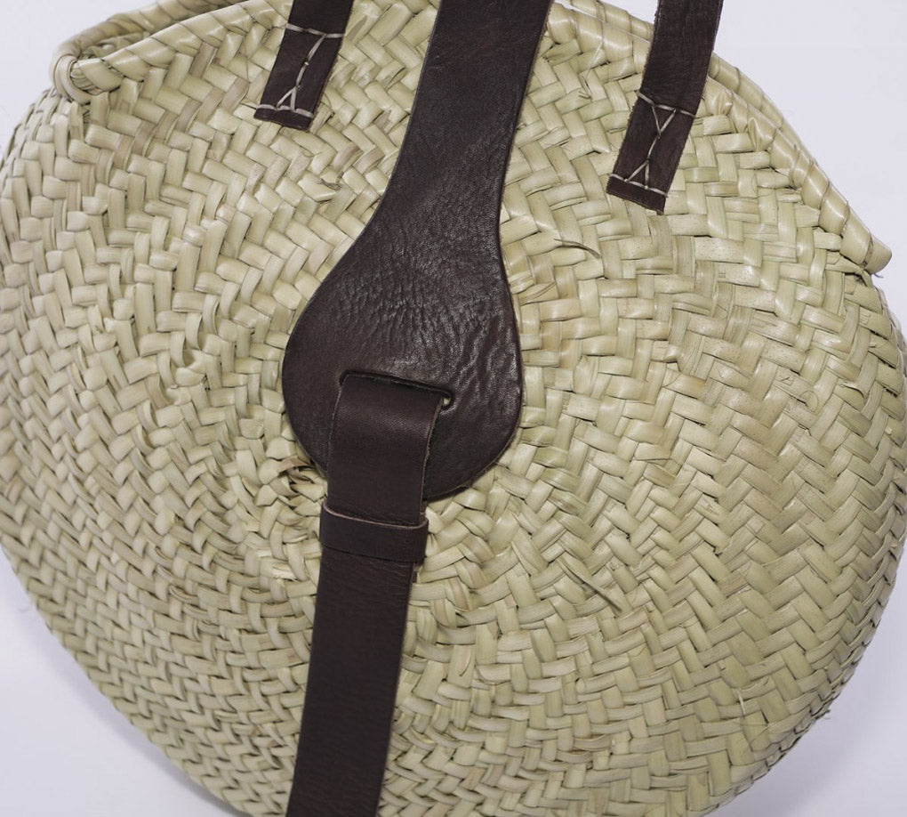 Borsa rotonda in palma a tracolla in cuoio scuro, Ø30 cm