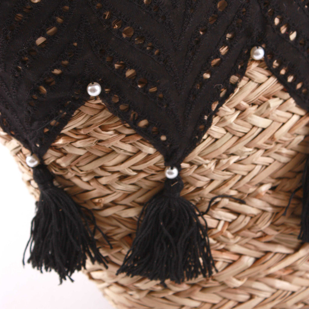 Borsa ovale in fibre naturali con merletto nero, 59x22H30/50 cm