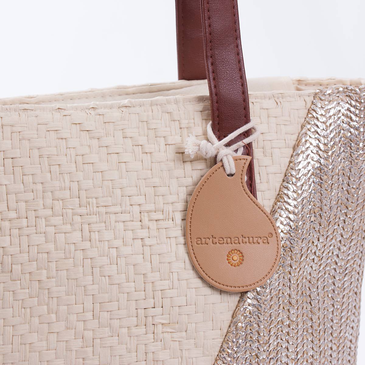 Borsa bicolore panna e argento in fibre naturali con manici in ecopelle, 36x33 cm