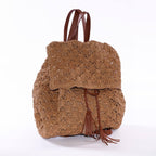 Zainetto in carta naturale con pattina, 35H32 cm