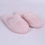 Ciabatte rosa con coppia di asciugamani rosa (kit da 3)