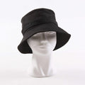 Cappello impermeabile in nylon 100%