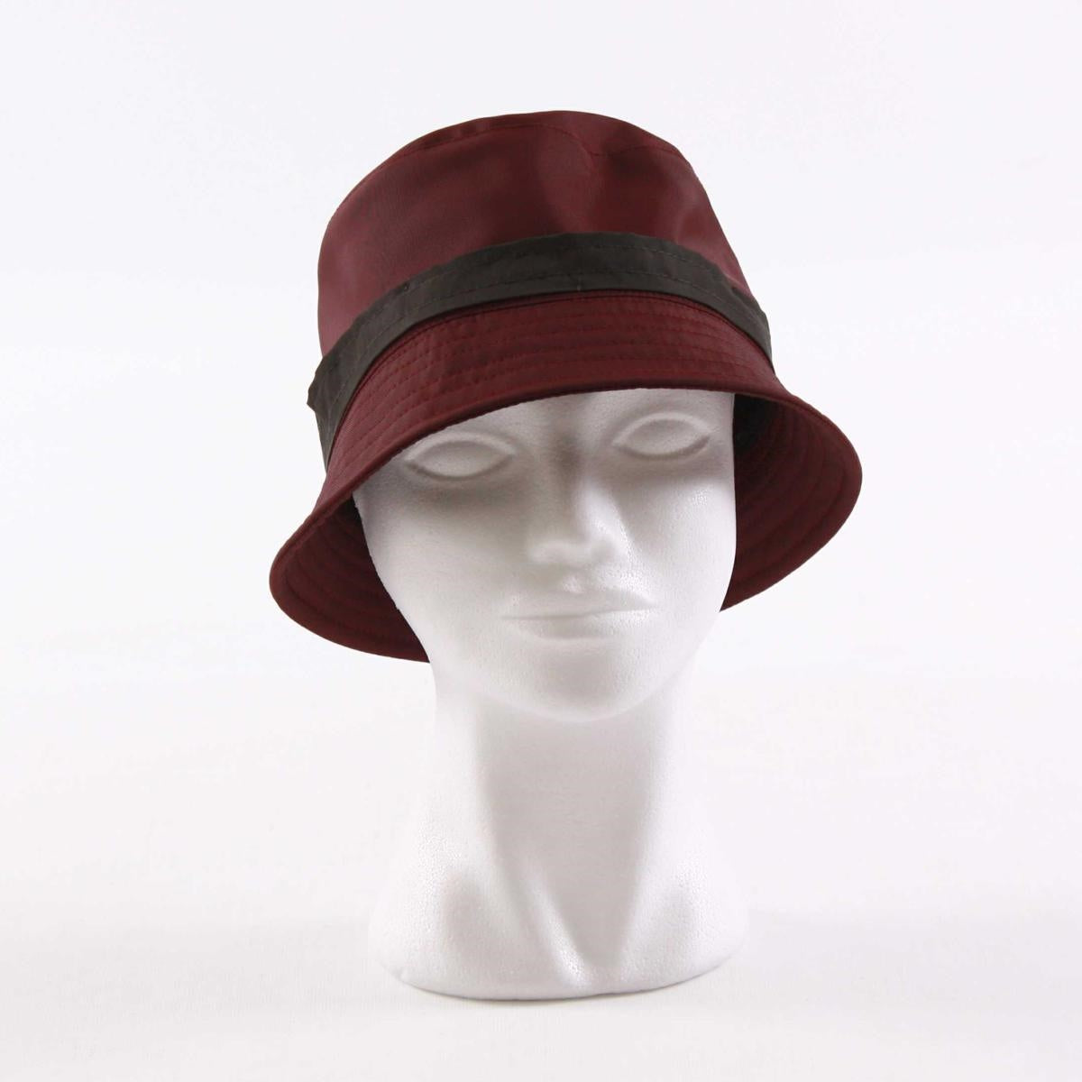 Cappello impermeabile da pioggia in nylon