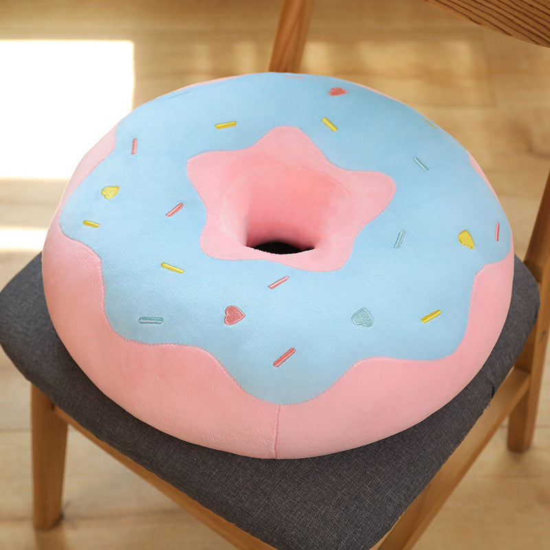Cuscino peluche a forma di ciambella per divano – foto 6