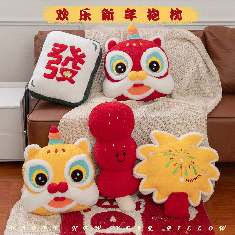 Cuscino peluche leone portafortuna, decoro per divano
