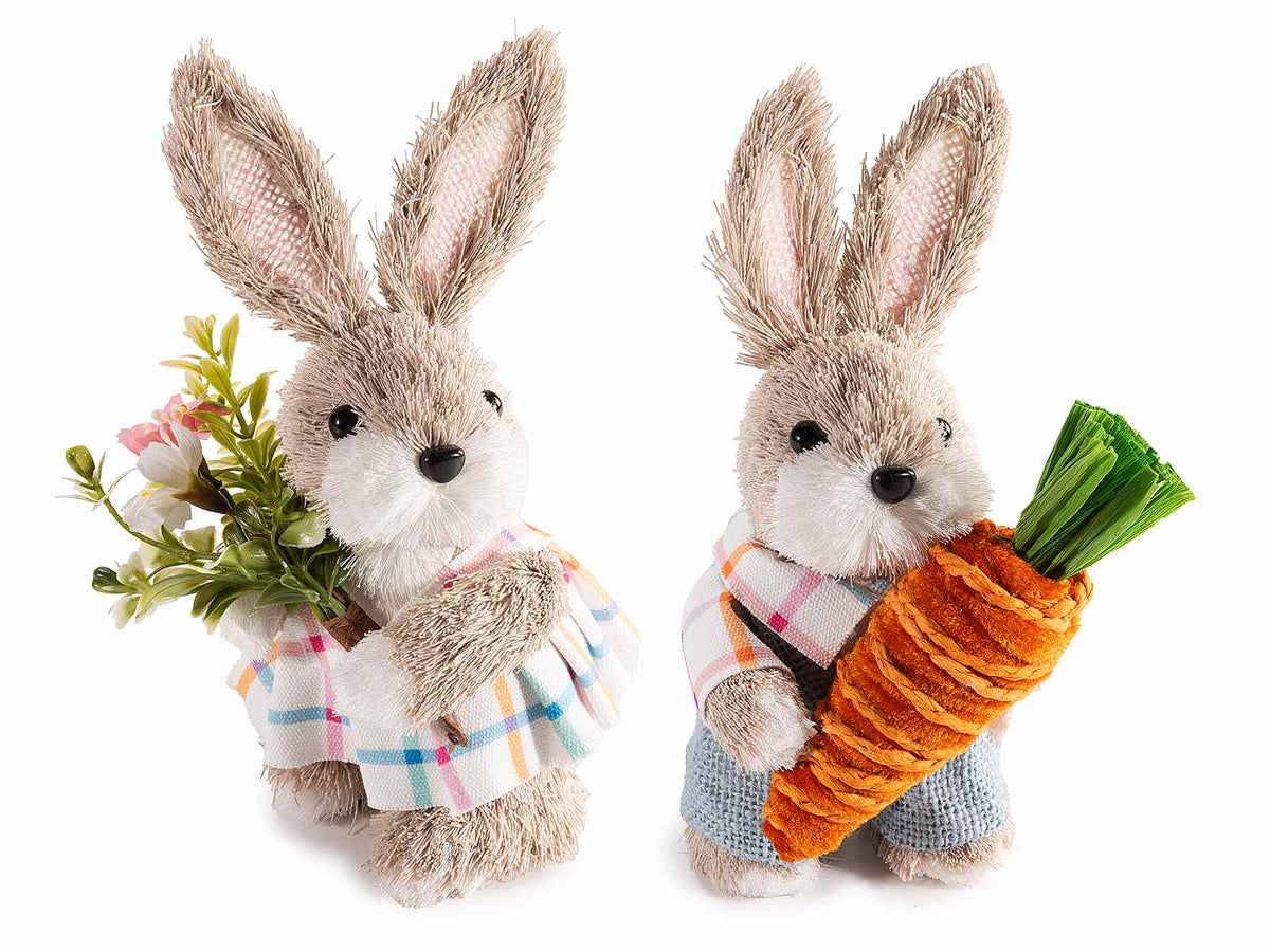 Coppia di coniglietti di Pasqua in fibra naturale con fiori e carota, set da 2 pezzi, cm12x9x21H (orecc. estese)