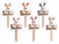 Cartelli ad insegna con scritta Buona Pasqua in legno con coniglietto peluche, set da 12 pezzi, cm7,5x18H (orecc.estese)