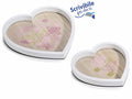 Vassoi a forma cuore in set da due pezzi in legno con decori floreali e bordi, set da 2 pezzi, Grande: cm 24 x 23 x 2 H