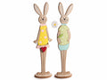 Coppia di conigli pasquali in legno colorato con decoro a fiore e cuore, set da 4 pezzi, cm 15,5 x 8,5 x 60 H