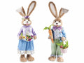 Coppia di conigli grandi in finto pelo con abito in tessuto e carota, set da 2 pezzi, cm 32 x 26 x 120 H