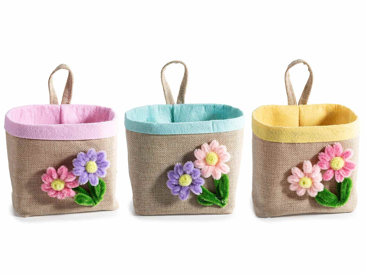 Cestini in panno e stoffa effetto juta con fiori colorati applicati e cordino, set da 12 pezzi, cm 12,5 x 11 x 12 H
