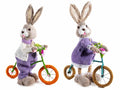 Coniglietti in fibra naturale su biciclette colorate con fiorellini, ideali, set da 2 pezzi, cm25,5x13x39H(orecc.estese)