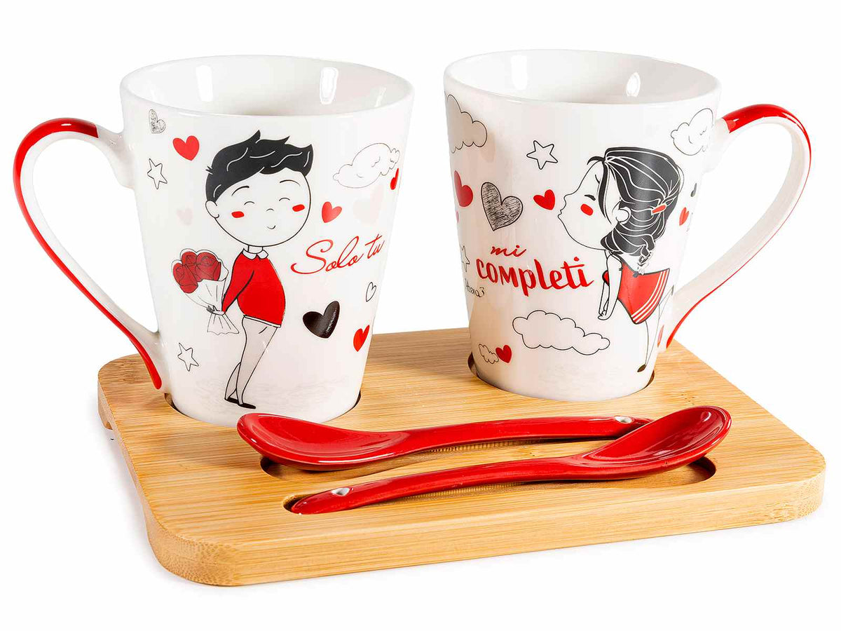 Set coppia di tazze con decorazioni coppia di innamorati e cucchiaini abbinati, set da 2 pezzi, Tazza: Ø 8,5 cm x 10 H