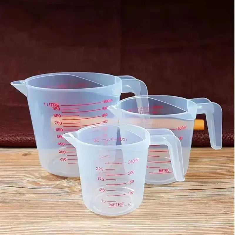 Set 3 caraffe graduate in PVC da 250, 500 e 1000 ml – dettaglio 3