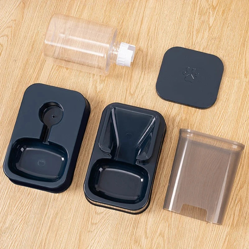 Set ciotole con distributore automatico di cibo e acqua – dettaglio 2