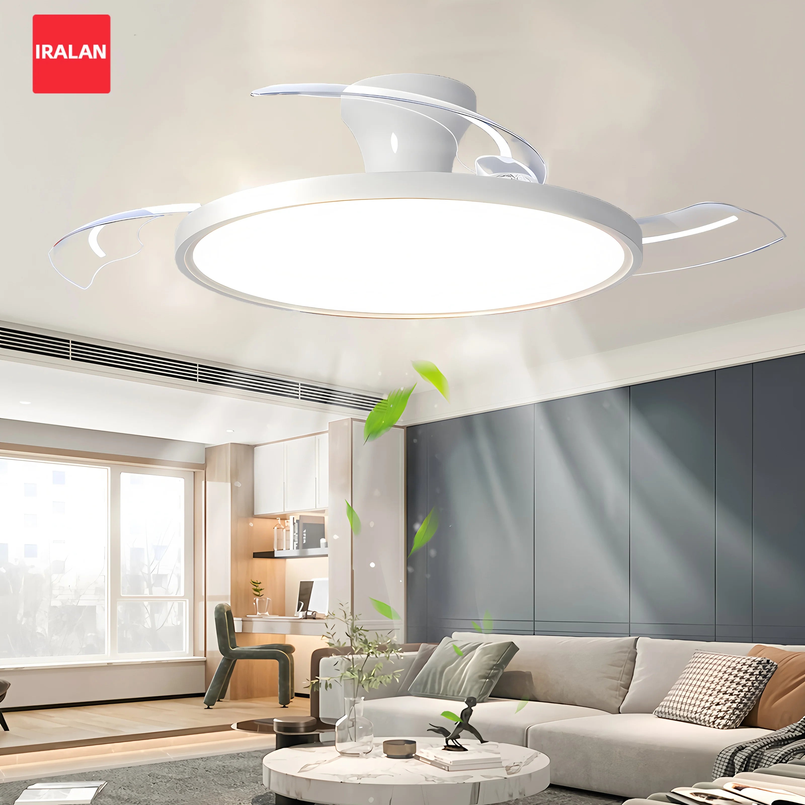 Ventilatore da soffitto silenzioso con pale retrattili e luce